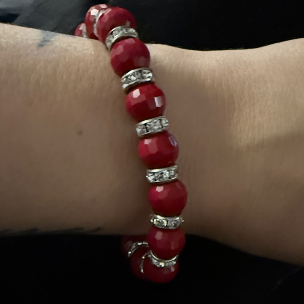 Red Beaded Stretch‎ Bracelet with Rhinestone Spacers
